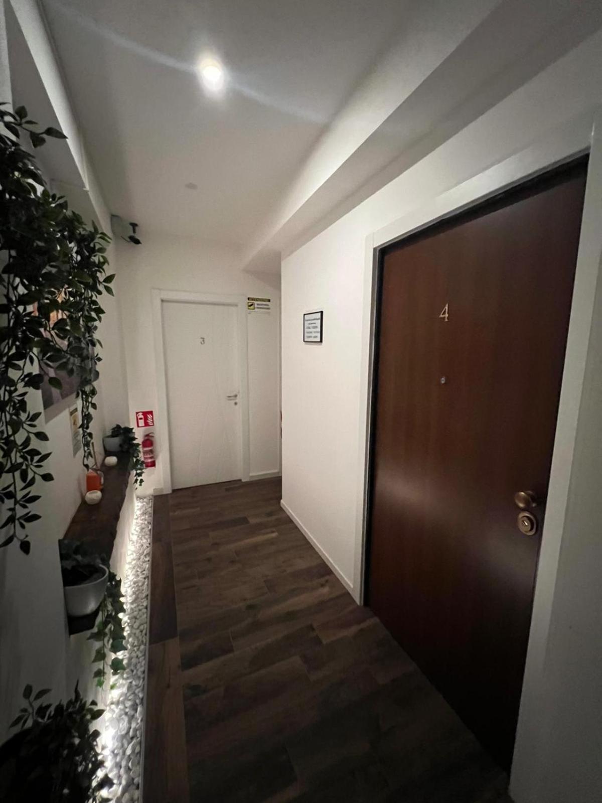 Luxury 4 Al Duomo Di Parma Apartamento Exterior foto