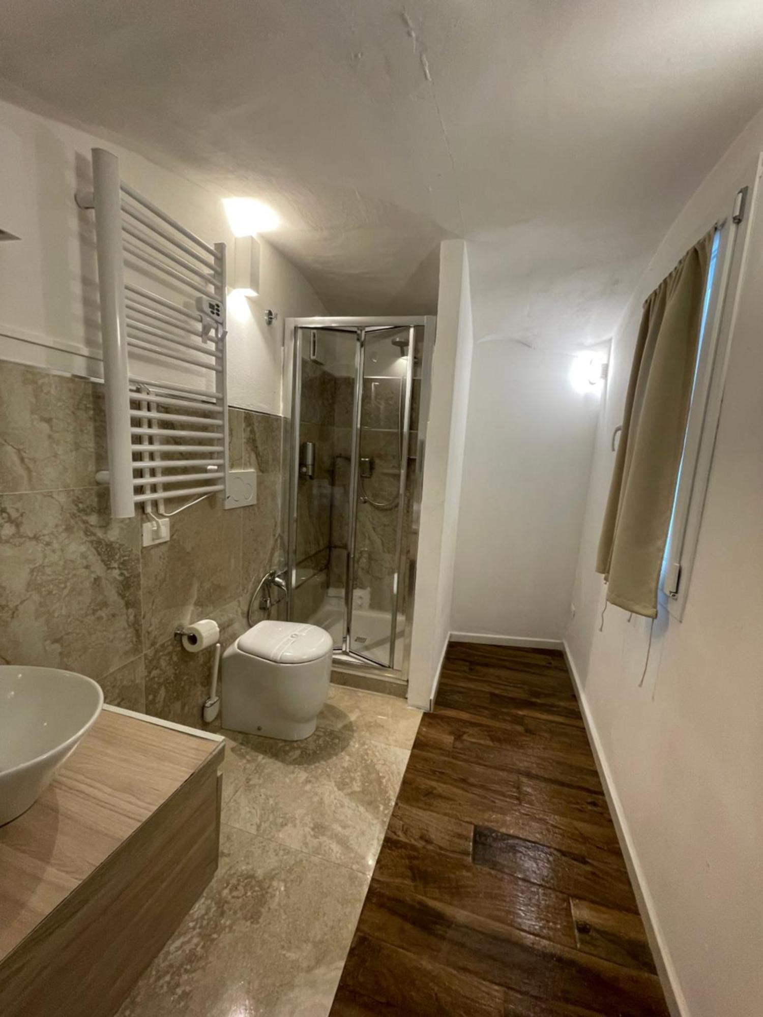 Luxury 4 Al Duomo Di Parma Apartamento Exterior foto